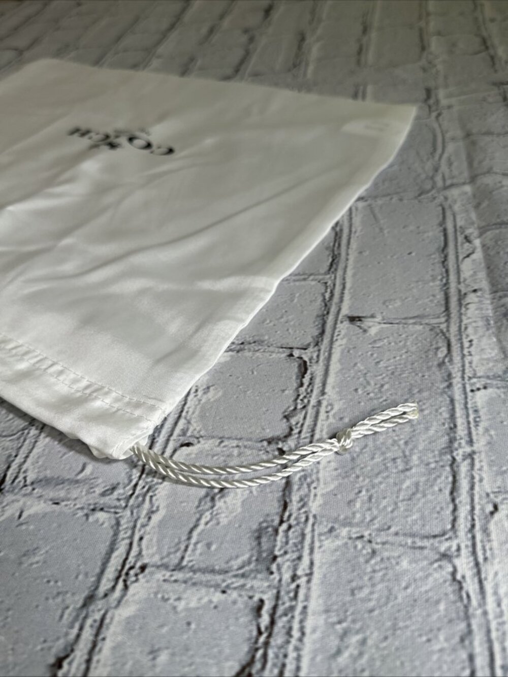 Coach New York Dust Bag Satin White Drawstring Storage Stagecoach Logo 16X13 - Picture 4 of 7